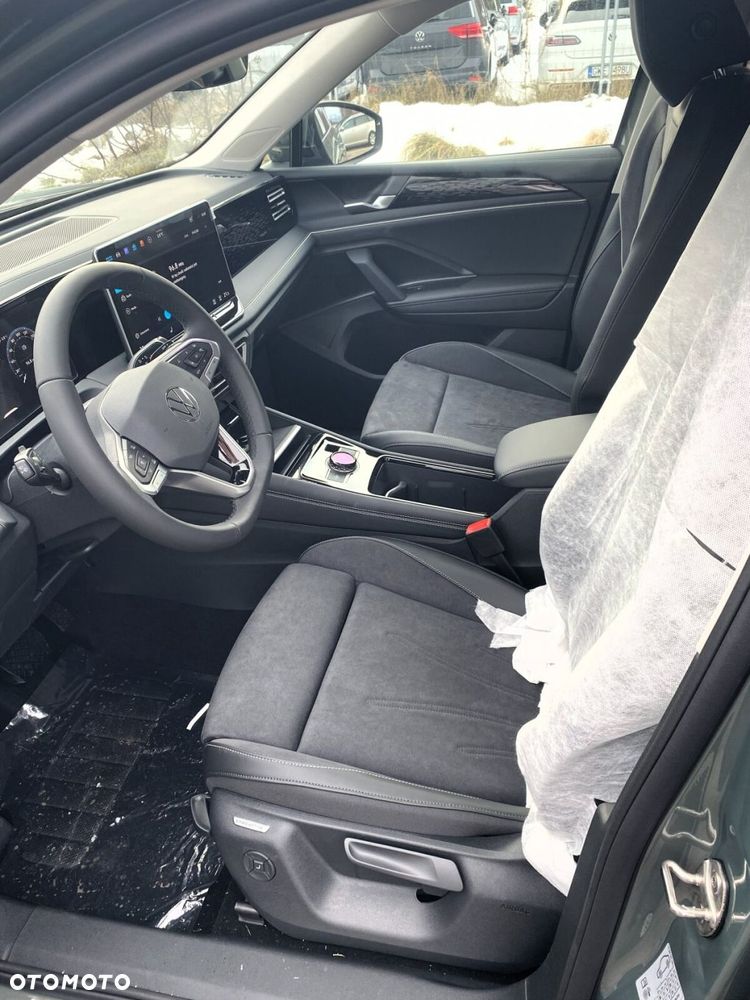 Volkswagen Tiguan - 8