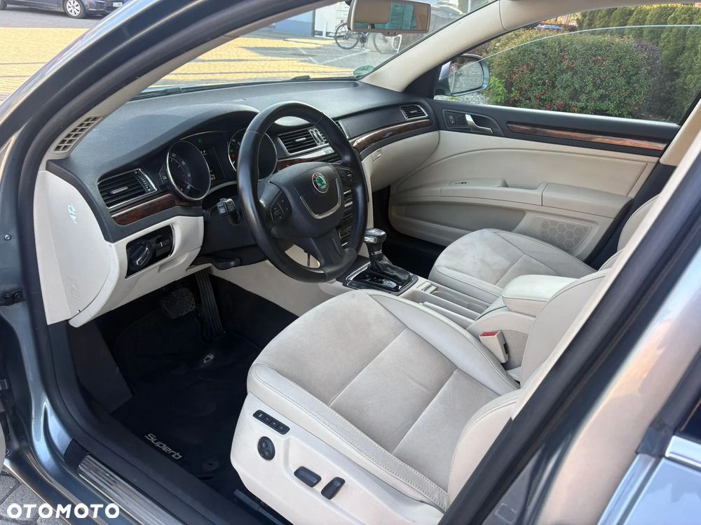Skoda Superb 2.0 TSI DSG Elegance - 9