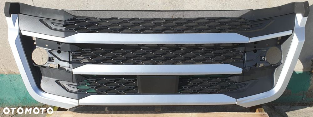 GRILL ATRAPA MASKA WLOT POWIETRZA DAF XG XF XG+ 2240190  2240191  3131310  3131311 - 3