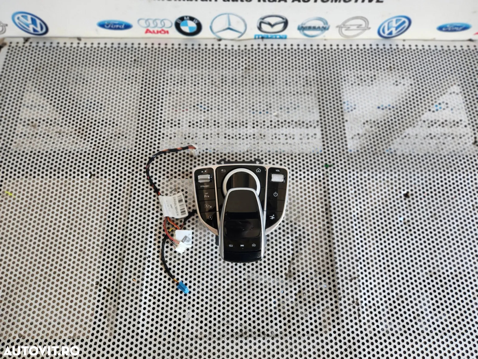 Touchpad Joystick Modul Unitate Control Comenzi Radio Navi Etc. Mercedes E Class W213 W238 C238 Volan Stanga Aproape Nou Dezmembrez Mercedes E Class Coupe W238 Motor 654.920 - 2