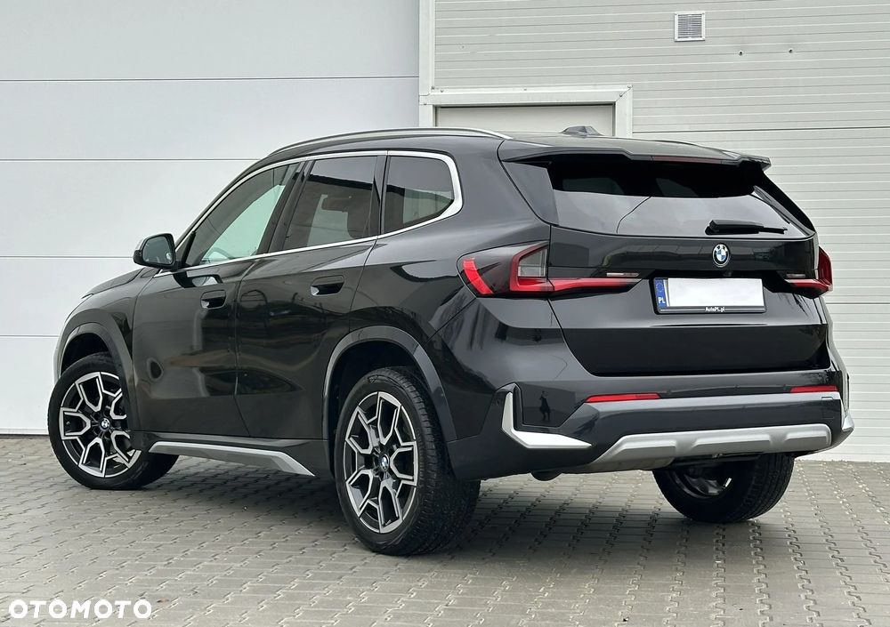 BMW X1 xDrive20d xLine sport - 11