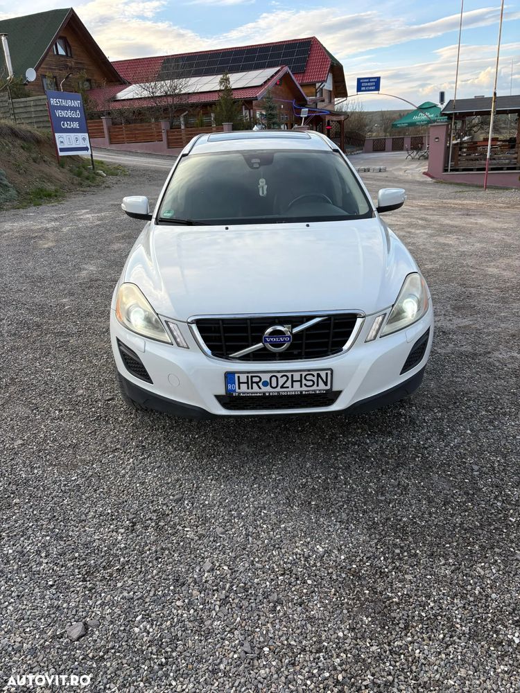 Volvo XC 60 D5 AWD Kinetic - 1