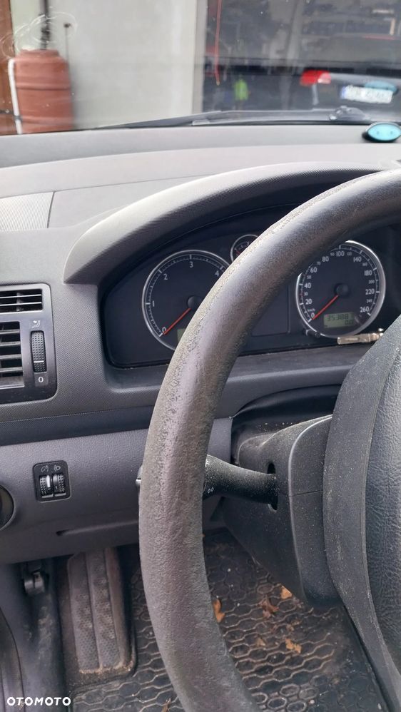 Seat Alhambra 1.9 TDI Signo - 4