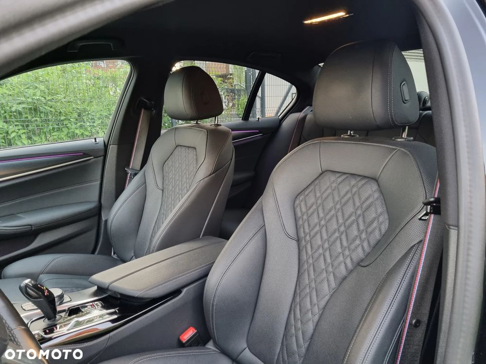 BMW Seria 5 520d xDrive MHEV M Sport sport - 17