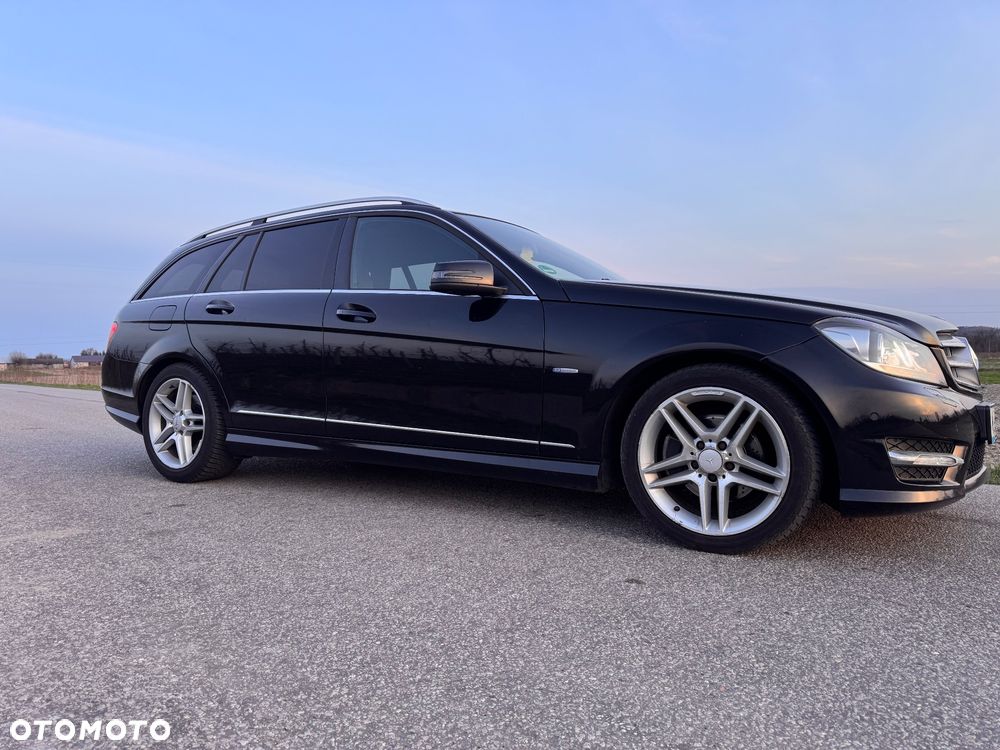 Mercedes-Benz Klasa C 200 CDI BlueEff Avantgarde - 1
