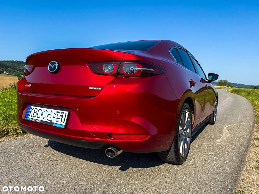 Mazda 3 2.0 mHEV Hikari - 24