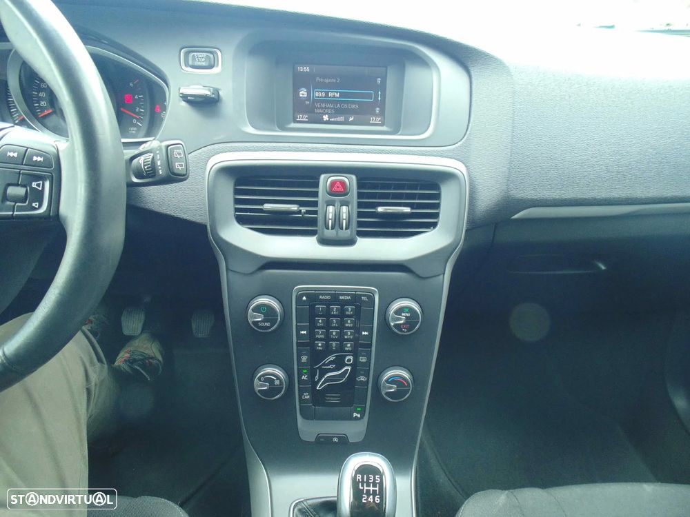 Volvo V40 1.6 D2 Kinetic Eco - 27