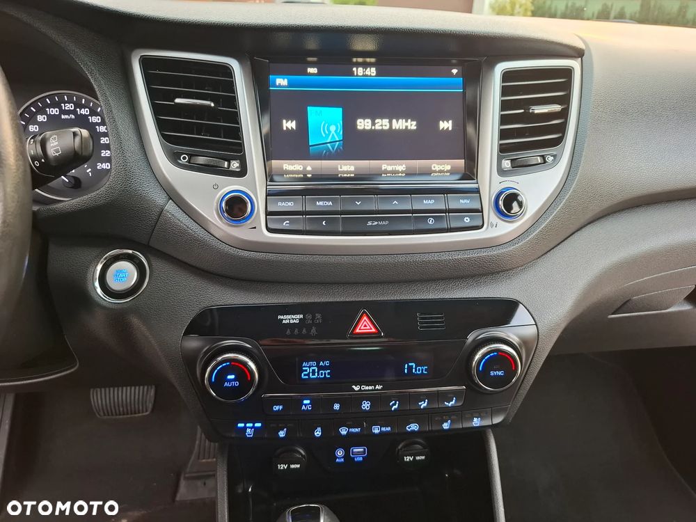 Hyundai Tucson blue 1.7 CRDi 2WD DCT Premium - 23