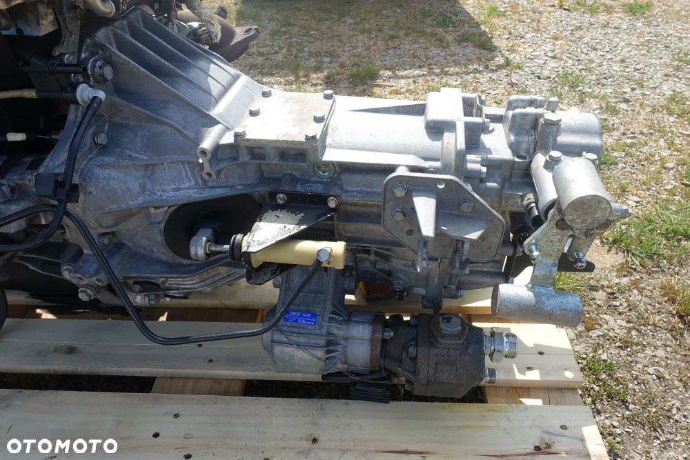 SILNIK SKRZYNIA IVECO DAILY F1AE0481H 2.3 HPI EURO 4 06-11r. - 4
