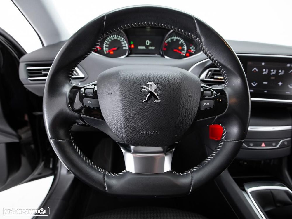Peugeot 308 1.5 BlueHDi Style - 15