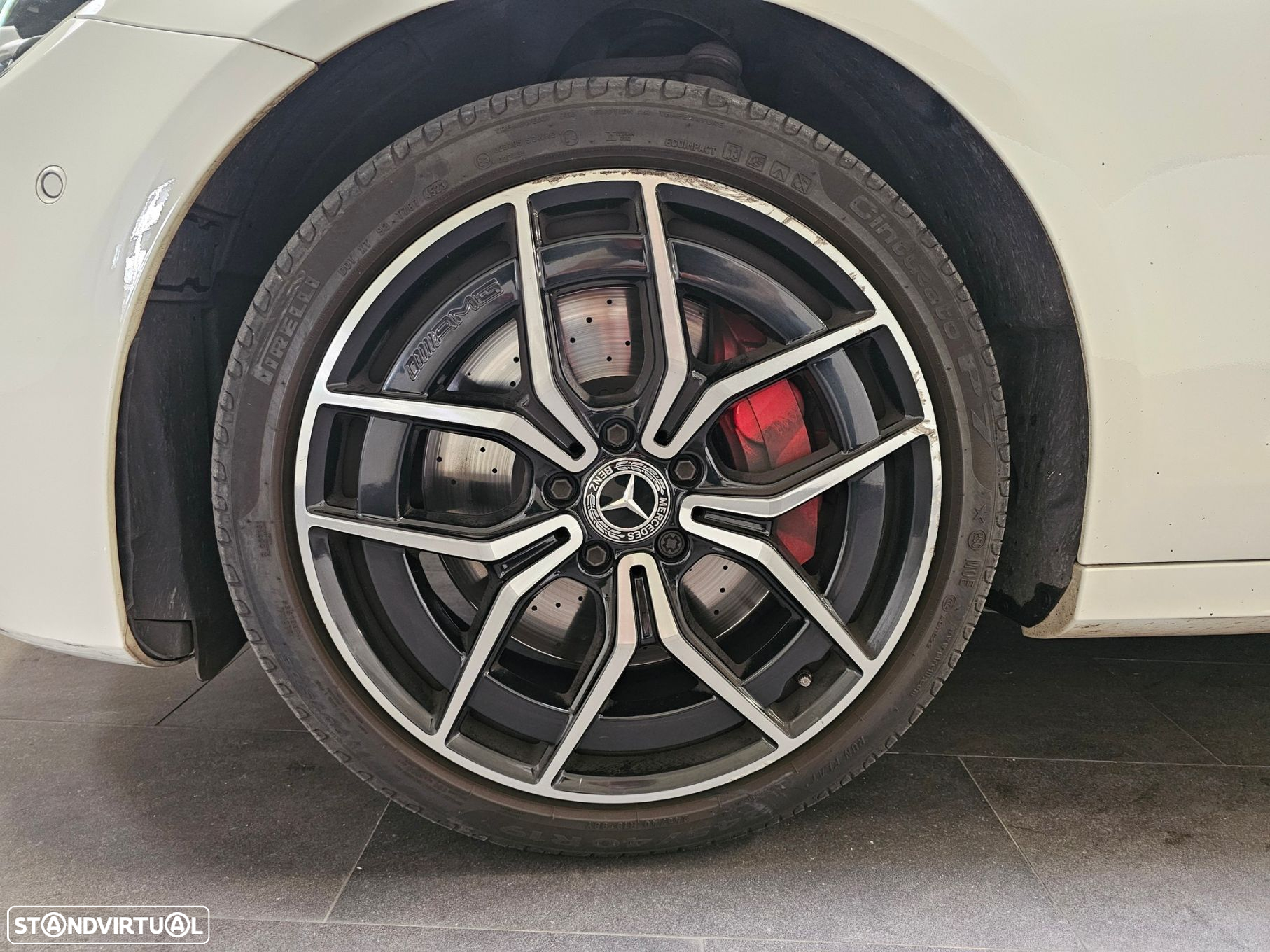 Mercedes-Benz E 300 de T 9G-TRONIC AMG Line - 24