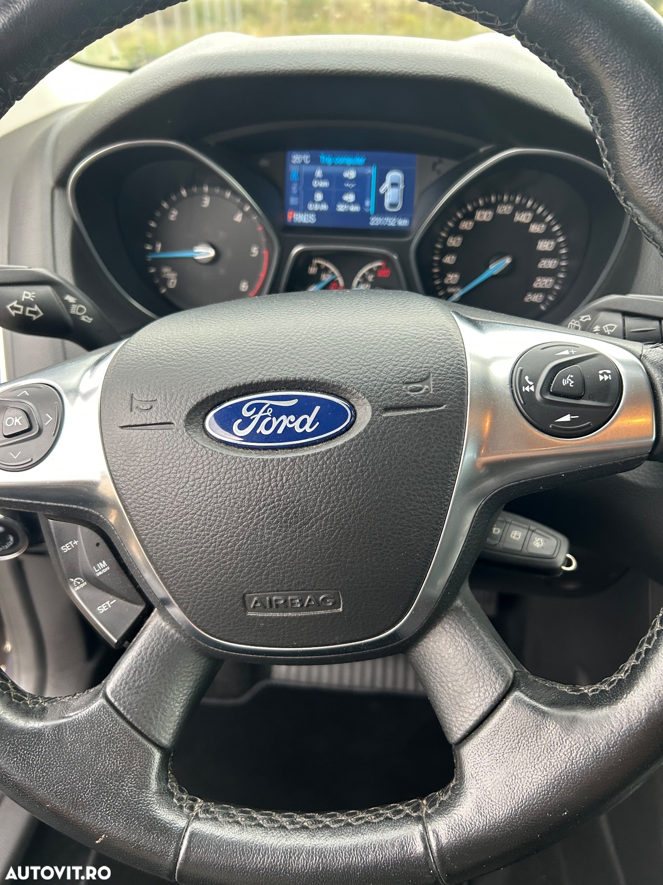 Ford Focus 2.0 TDCi DPF Aut. SYNC Edition - 25