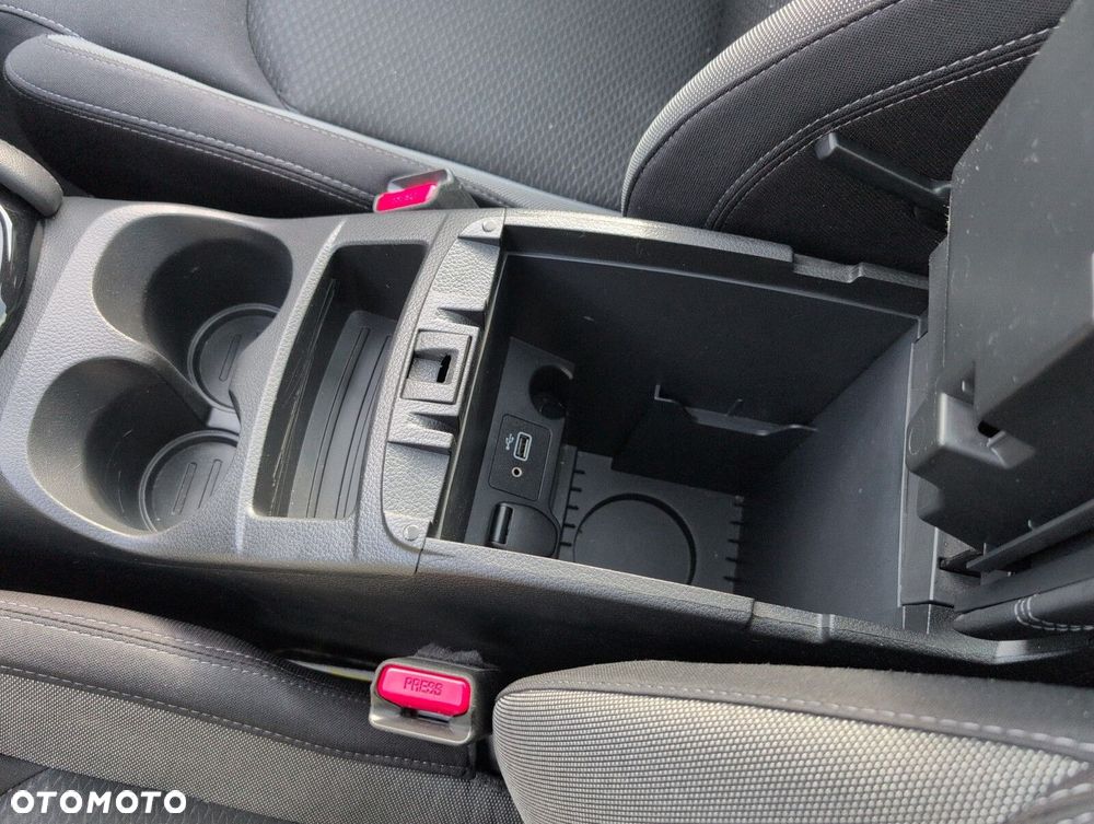 Nissan Qashqai 1.3 DIG-T N-Connecta - 27