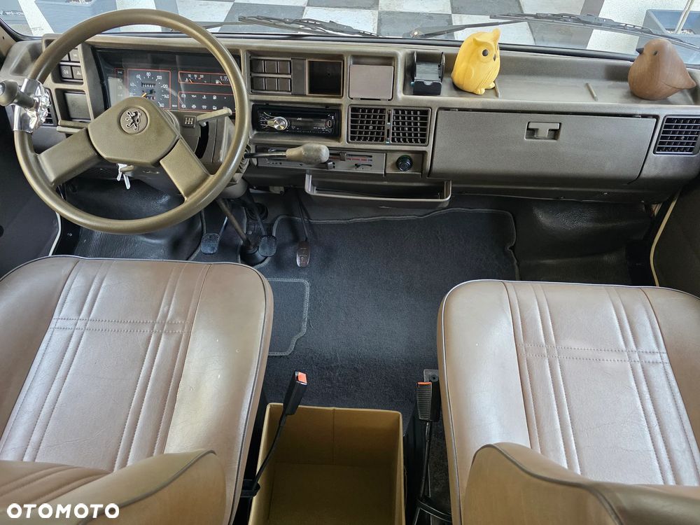 Peugeot J5 - 33