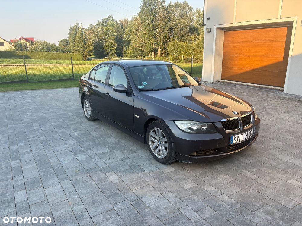 BMW Seria 3 318d - 9