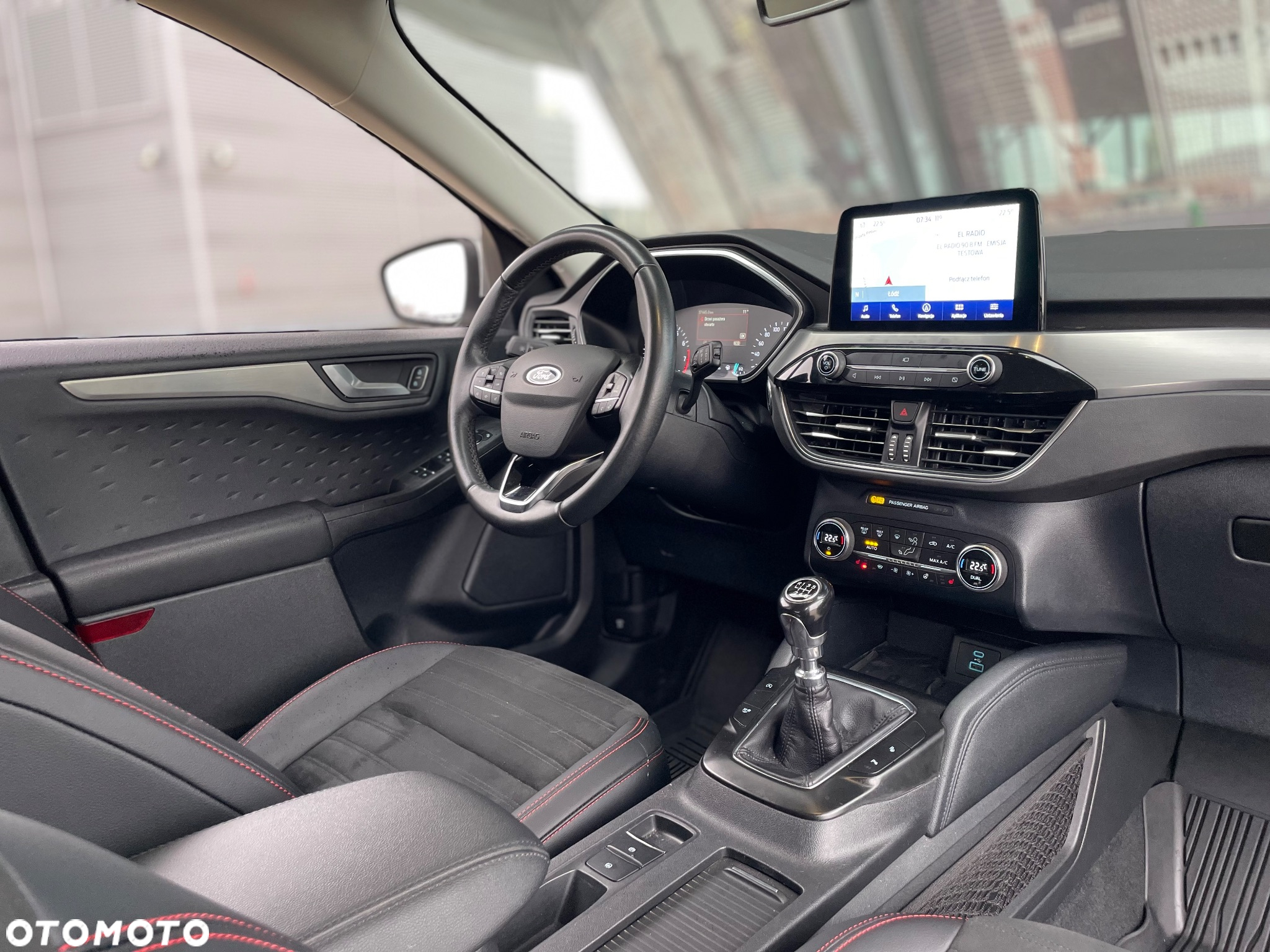 Ford Kuga 1.5 EcoBoost FWD Titanium X - 27