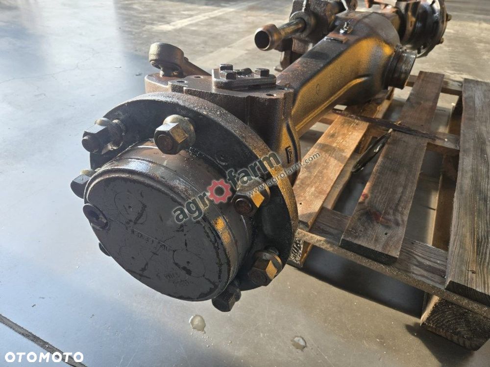 Przedni most Renault Claas Ares 550, Carraro 20.19 - 3