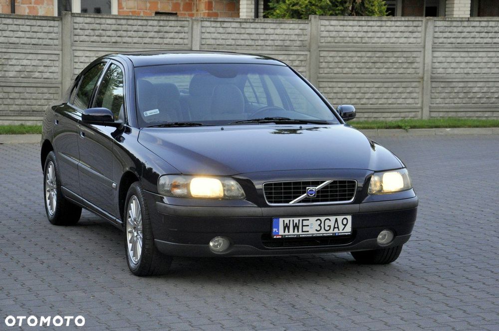 Volvo S60 2.4 Momentum - 2