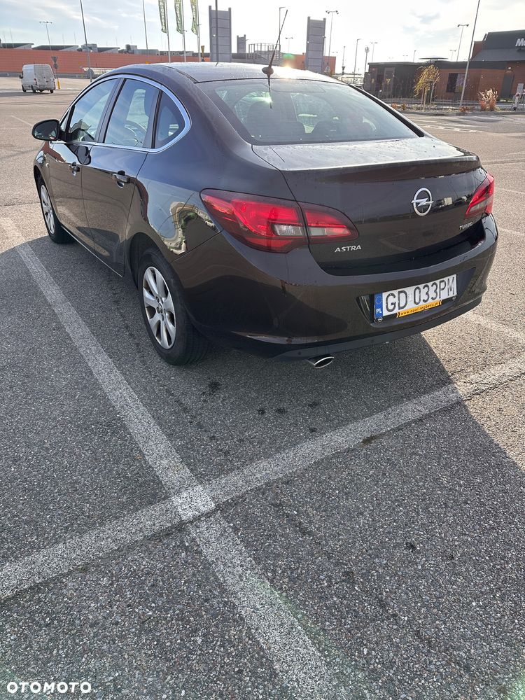 Opel Astra - 5