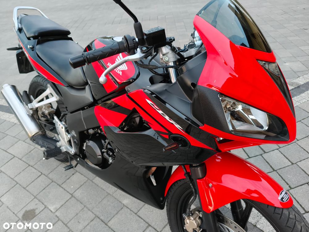 Honda CBR - 7