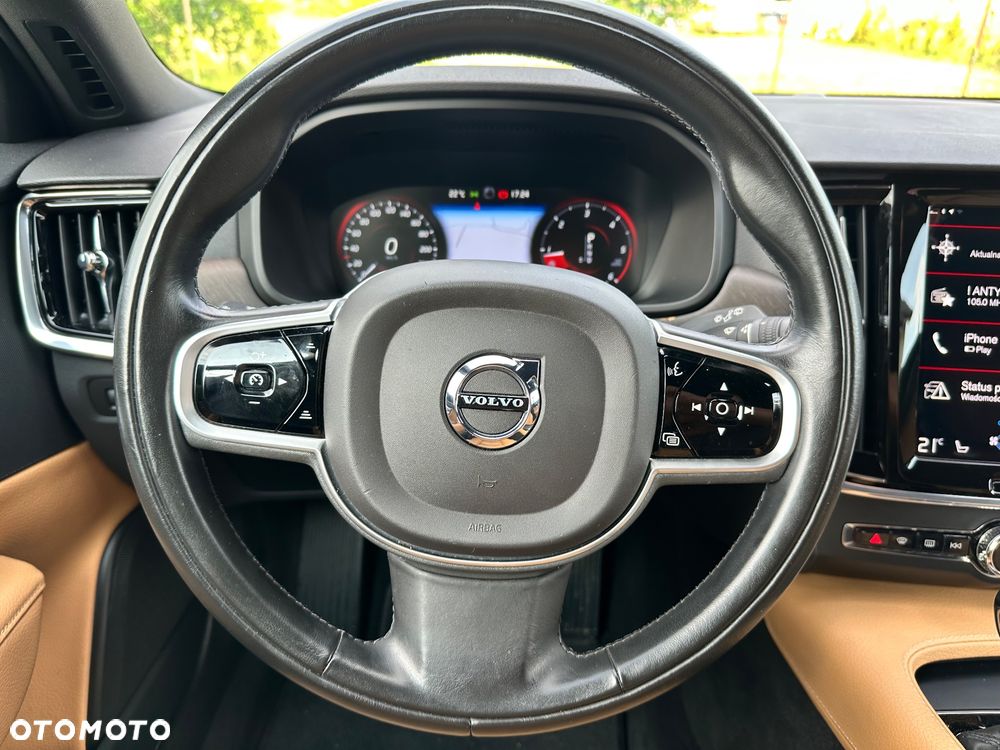 Volvo V90 Cross Country D4 AWD - 27