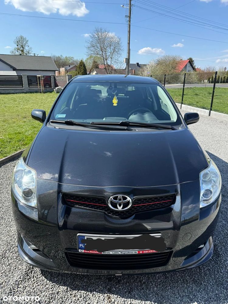 Toyota Auris 2.2 D-4D D-CAT - 3