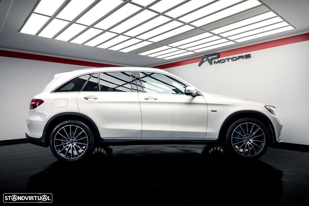 Mercedes-Benz GLC 350 e 4Matic 7G-TRONIC AMG Line - 12