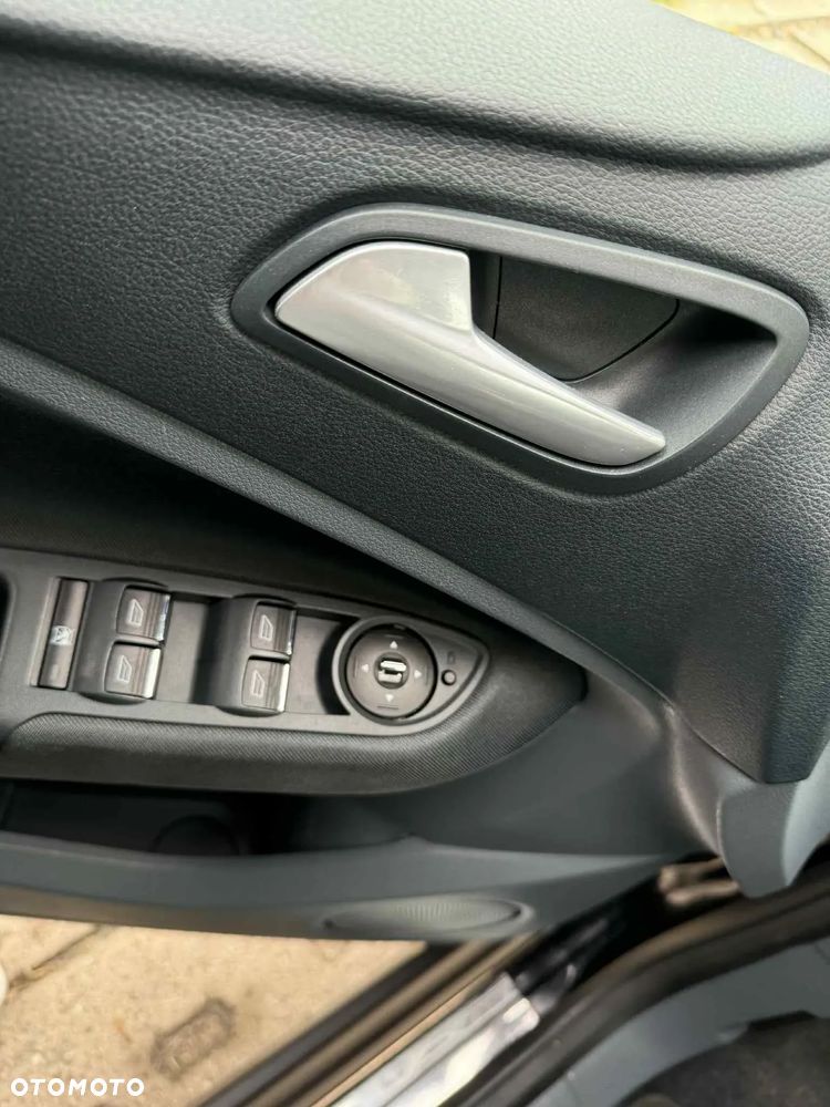 Ford C-MAX - 13