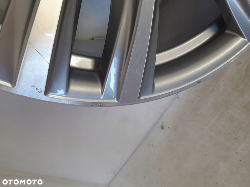 Felga aluminiowa BMW OE 6854682 9 x 19 5x120 ET42 - 3