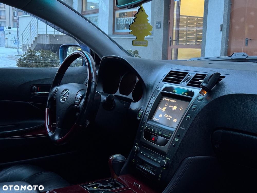 Lexus GS - 16