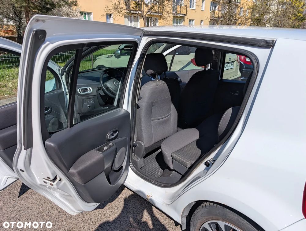 Renault Modus 1.2 16V TCE Limited - 13