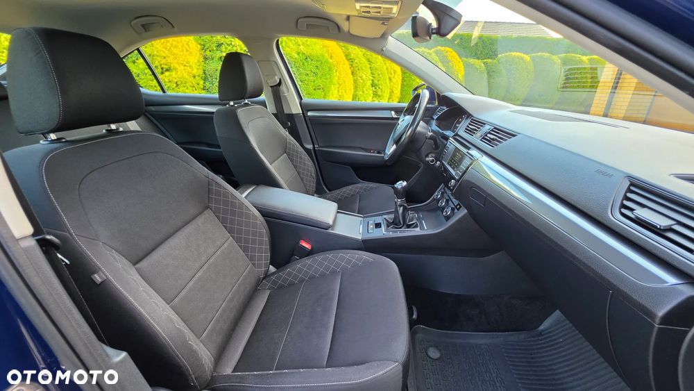 Skoda Superb 1.8 TSI Active - 23