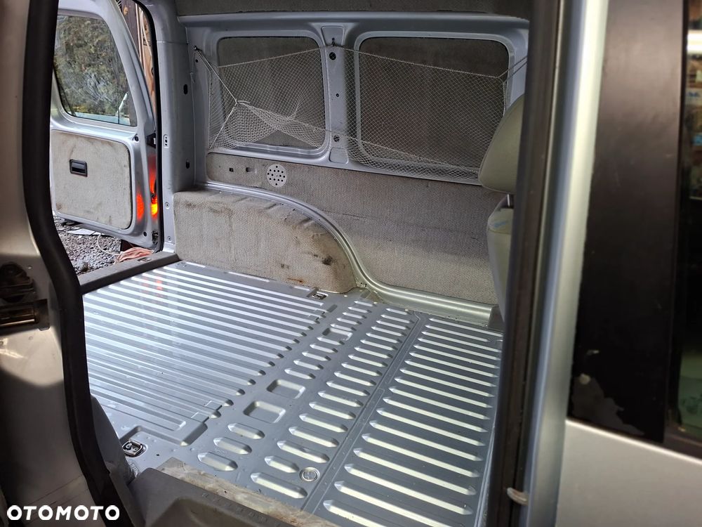 Volkswagen Caddy - 7