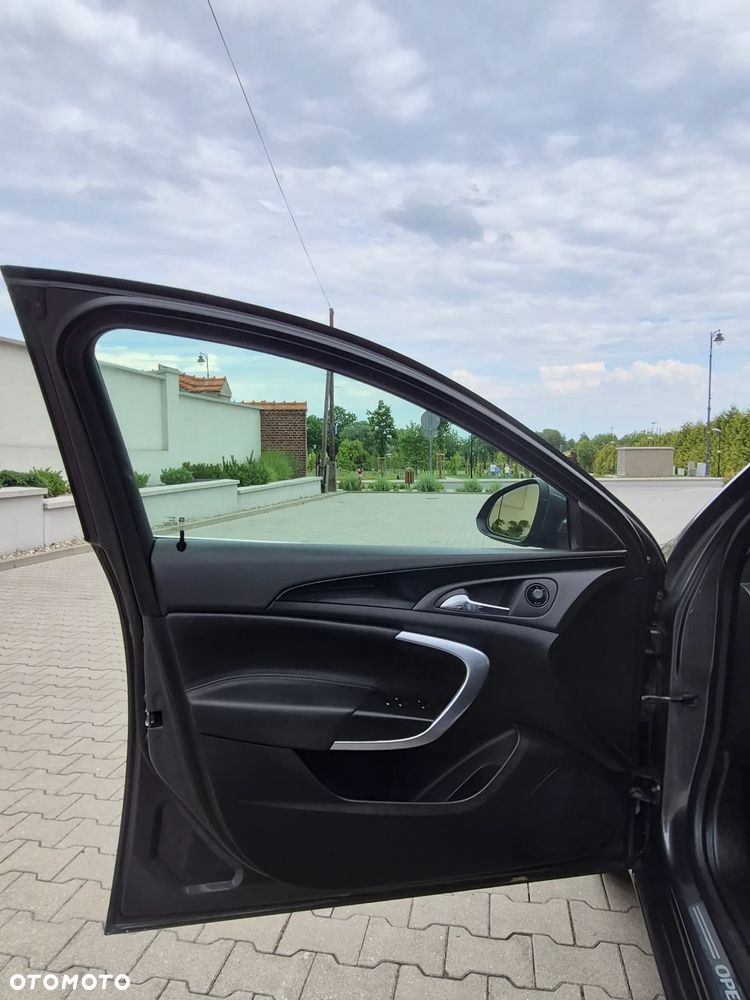 Opel Insignia - 12
