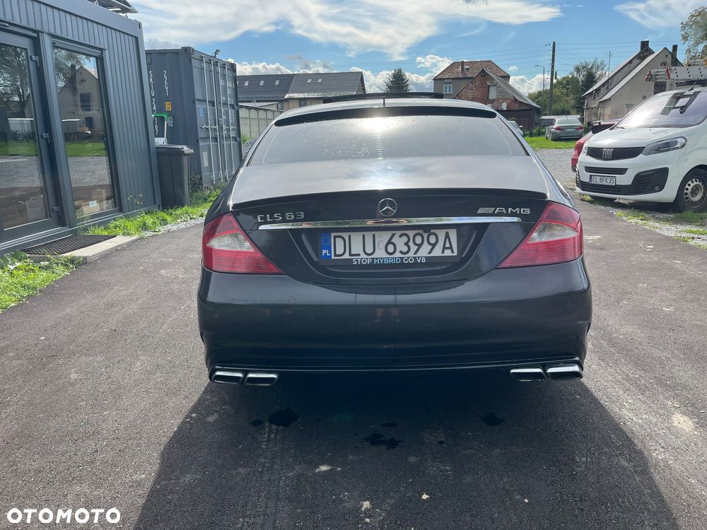 Mercedes-Benz CLS - 6