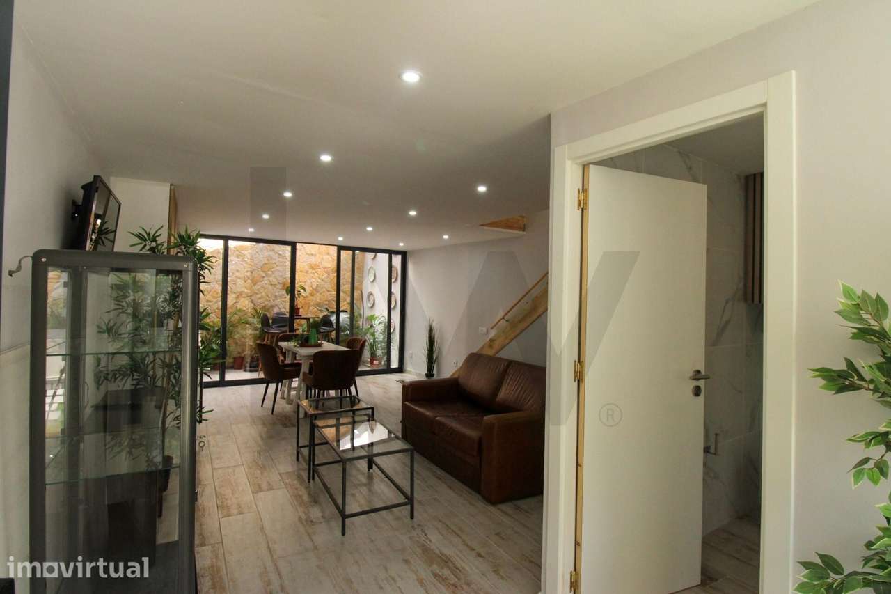 Loft T1 Único — Luz, Conforto e Design com Personalidade - Grande imagem: 2/60