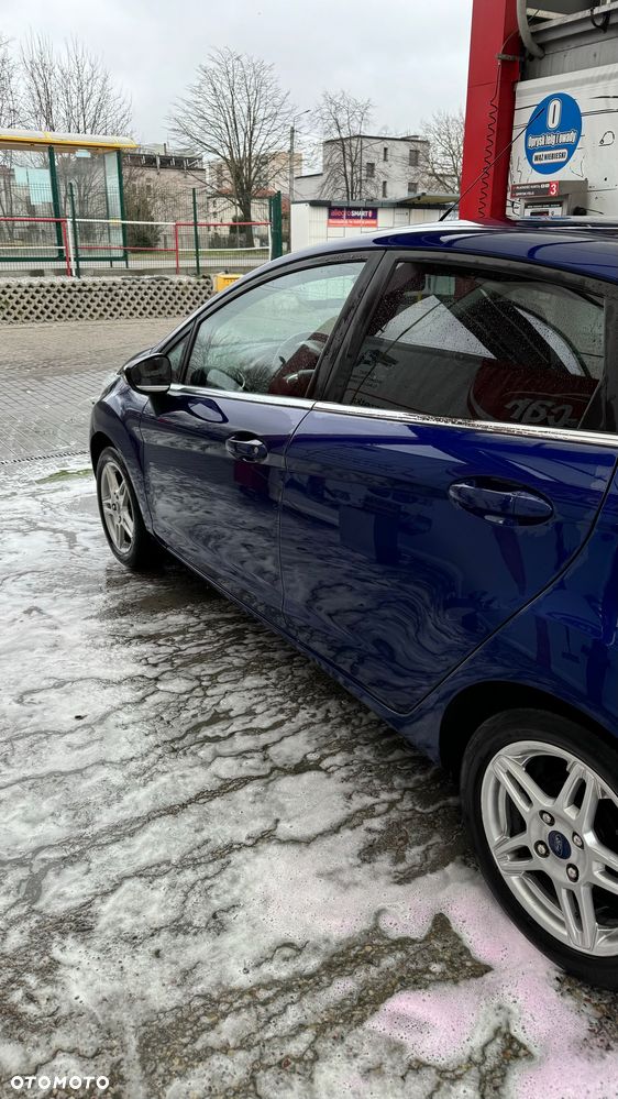 Ford Fiesta - 16