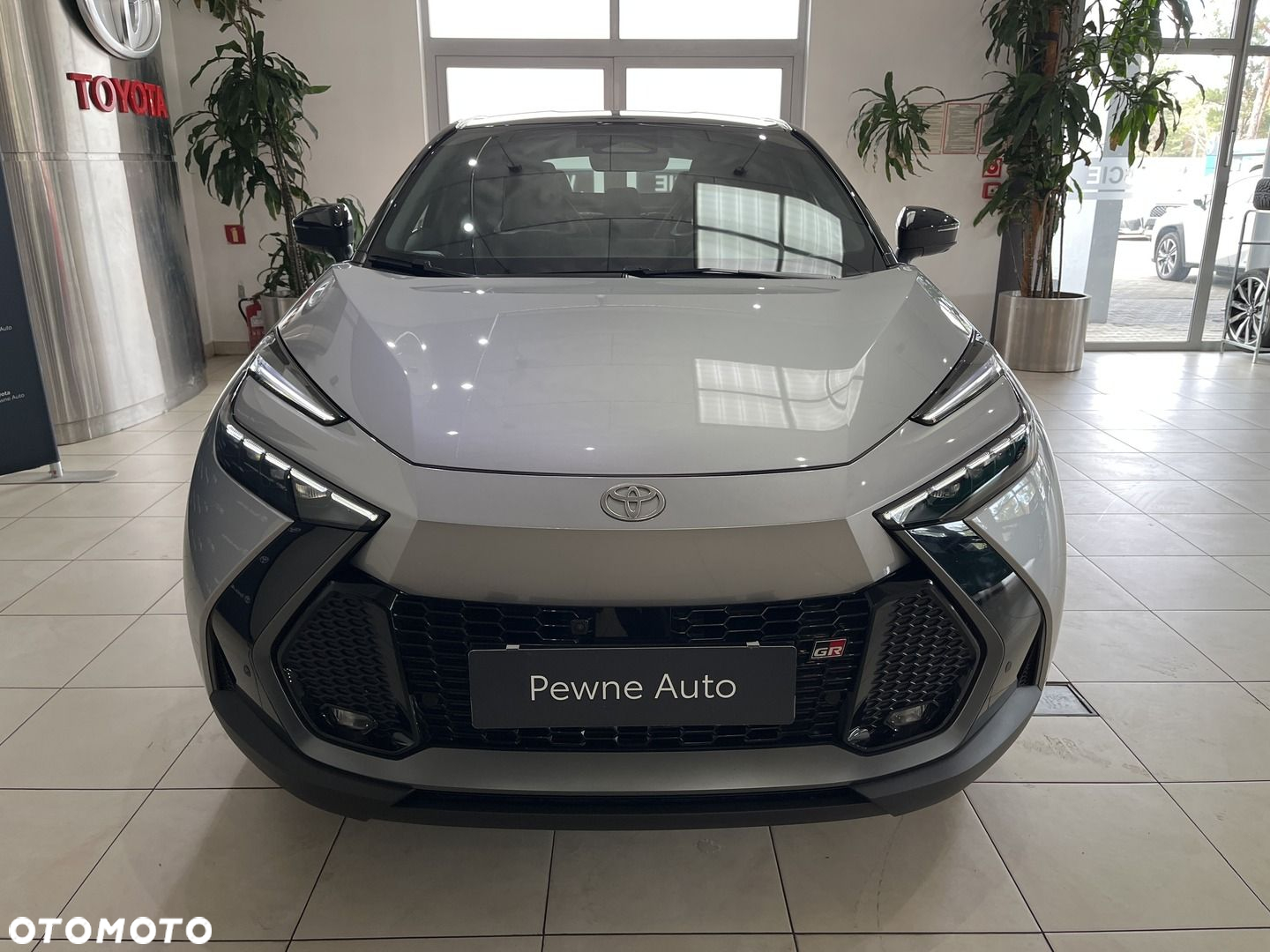 Toyota C-HR - 5