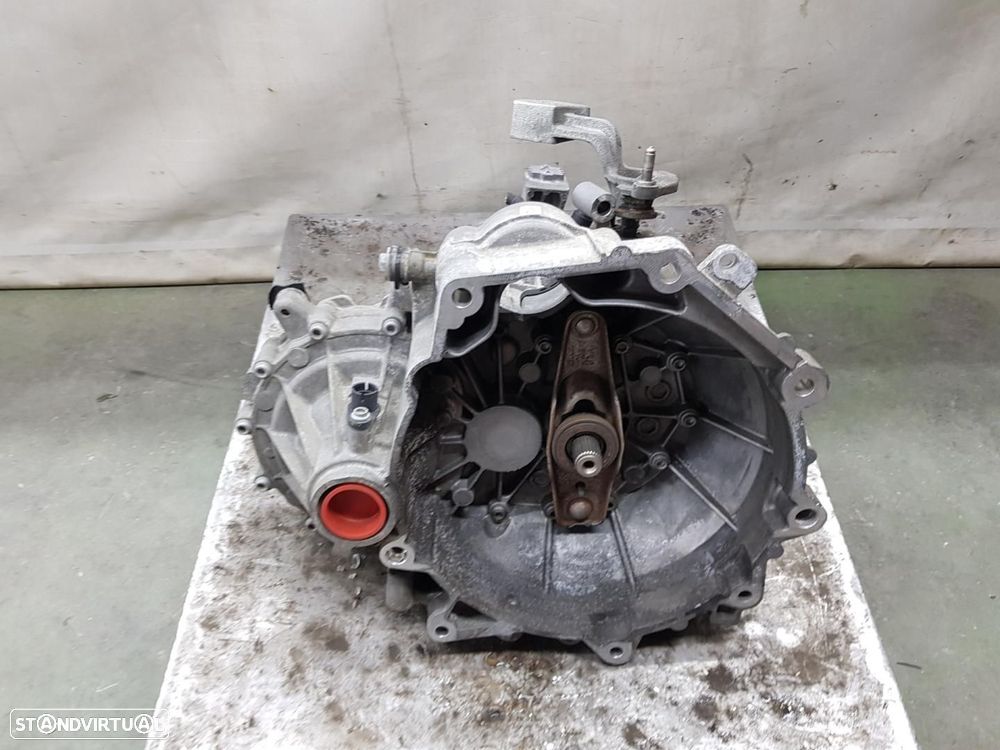 CAIXA DE VELOCIDADES VOLKSWAGEN UP 121 REF. NZD - 1