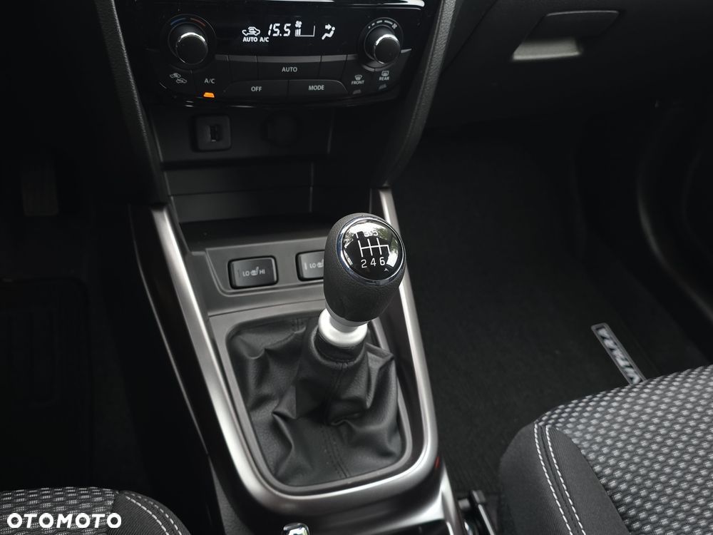 Suzuki Vitara 1.4 Boosterjet mHEV Premium Plus 2WD - 19