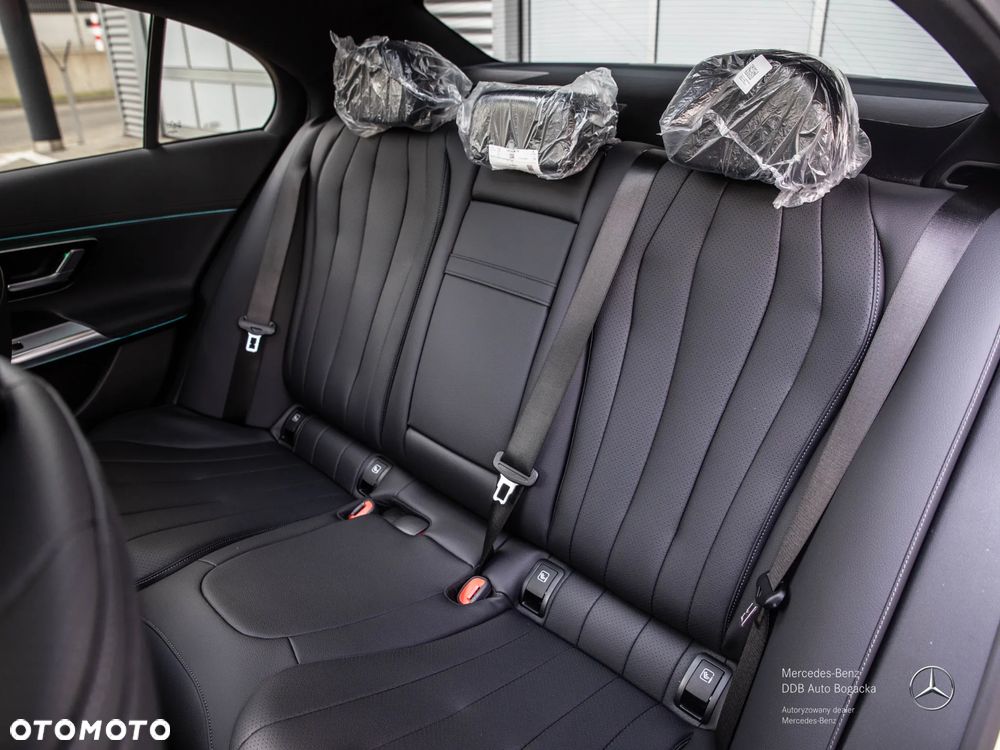 Mercedes-Benz Klasa E 220 d mHEV 4-Matic AMG 9G-Tronic - 13