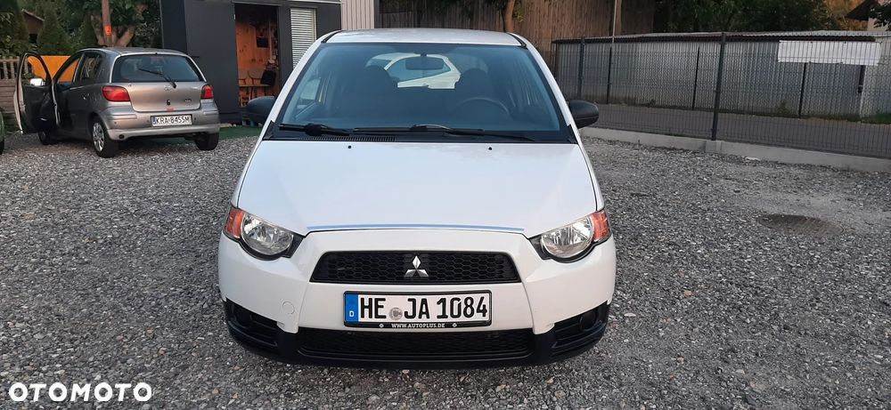 Mitsubishi Colt - 21
