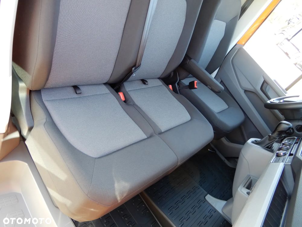 Volkswagen Crafter 4Motion 4X4 2.0 TDI 177 KM Automat 8-Mio Biegowy MIXTO Doka Brygadowy Dubel 6-Cio Osobowy+952 Kg Ładowność HAK 3000 Kg Blaszak Furgon L4H2 Rozstaw Osi 4490 mm GWARANCJA FABRYCZNA Stan Auta Jak NOWY OKAZJA - 28