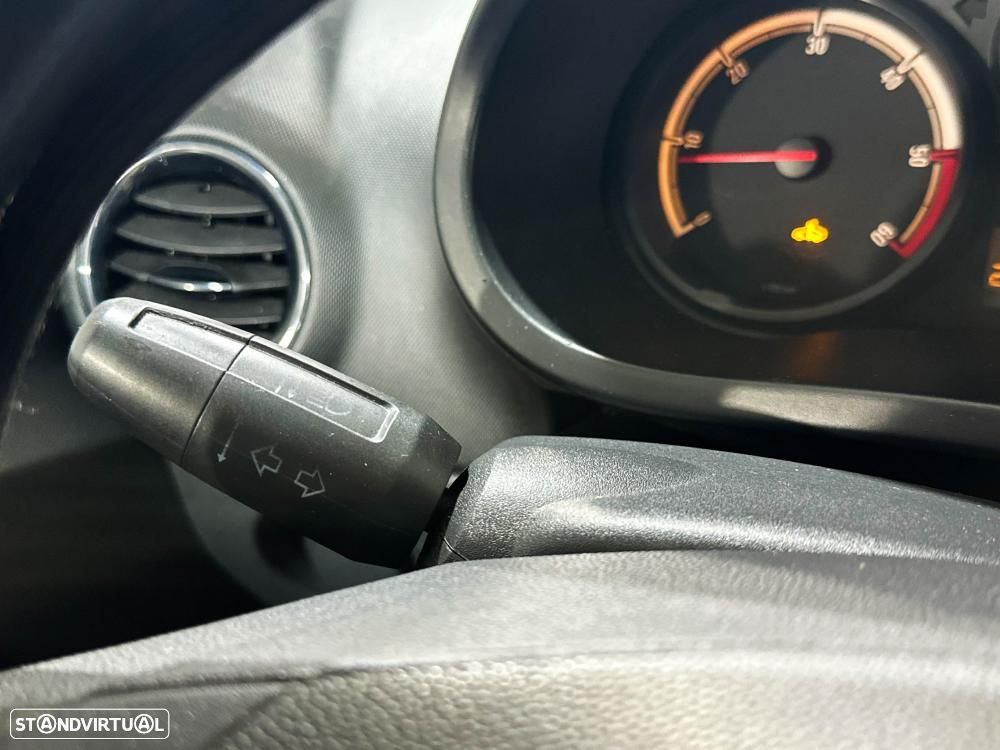 Opel Corsa Van 1.3CDTi 75cv - 32