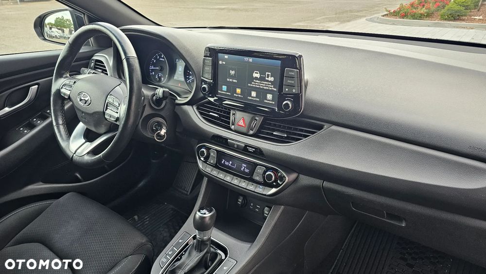 Hyundai i30 1.4 T-GDI Premium DCT - 18