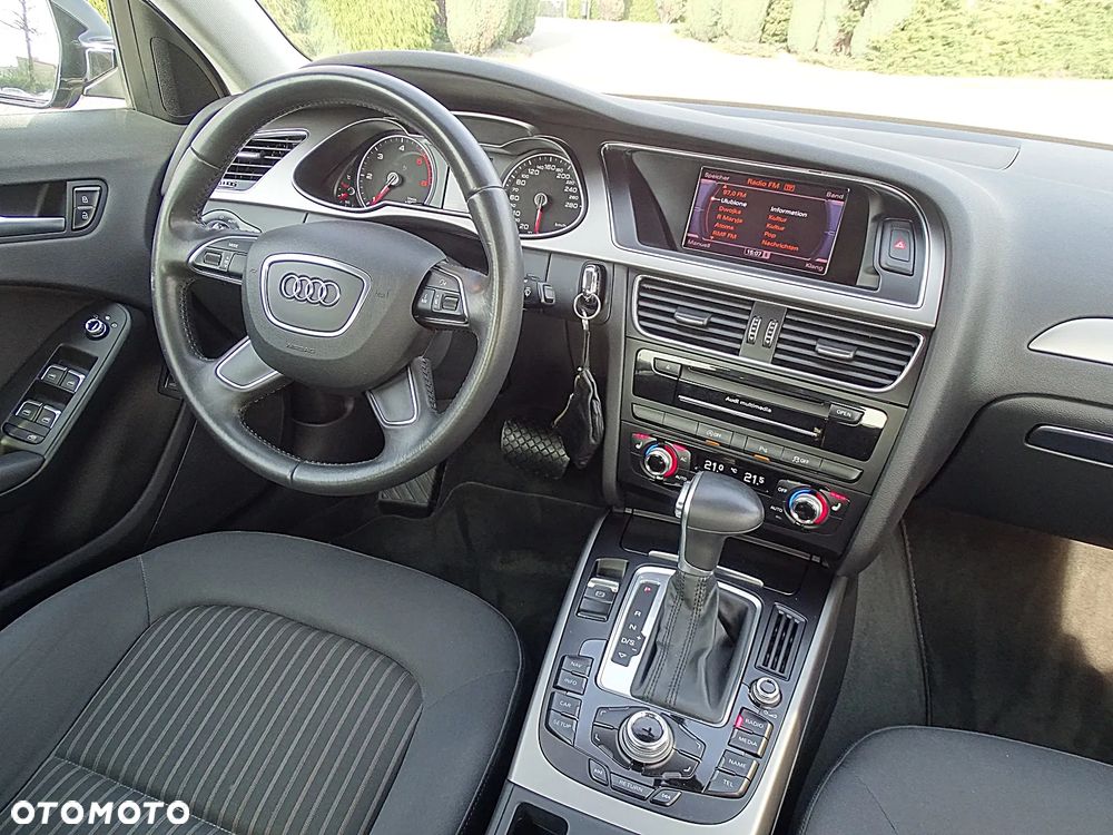 Audi A4 Limousine - 34