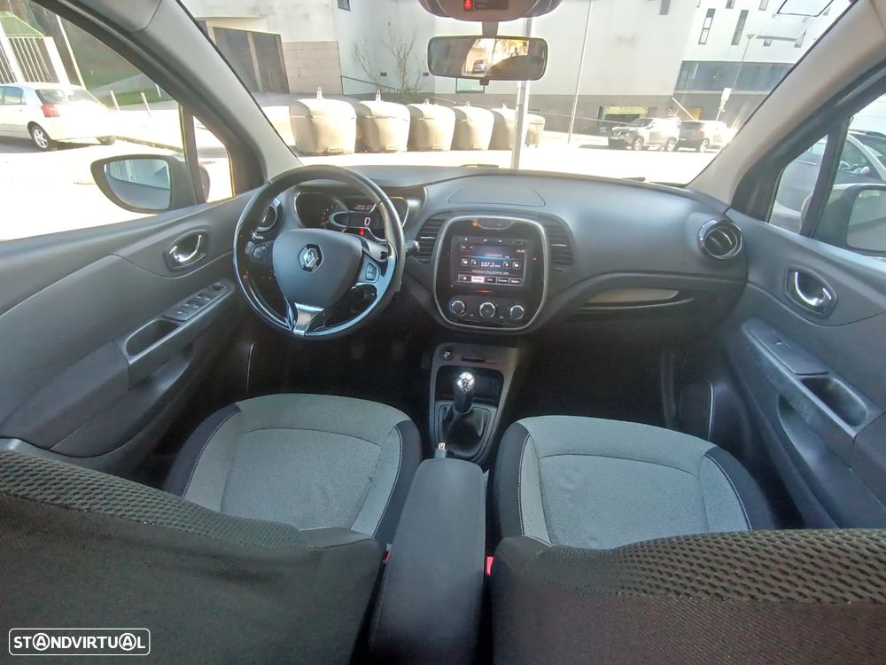 Renault Captur 0.9 TCE Exclusive - 11