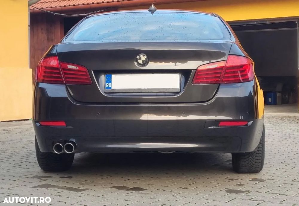 BMW Seria 5 520d xDrive Aut. Luxury Line - 4