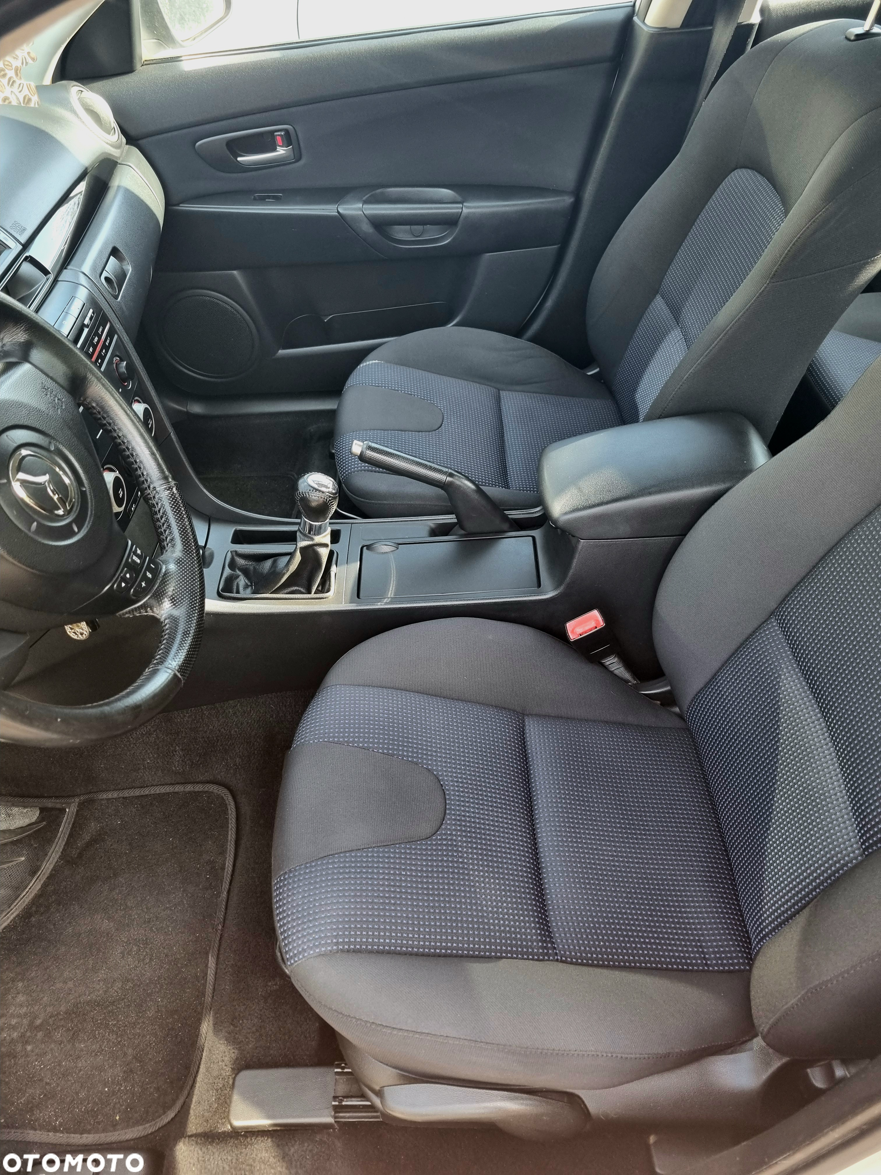 Mazda 3 1.6 16V Exclusive - 13