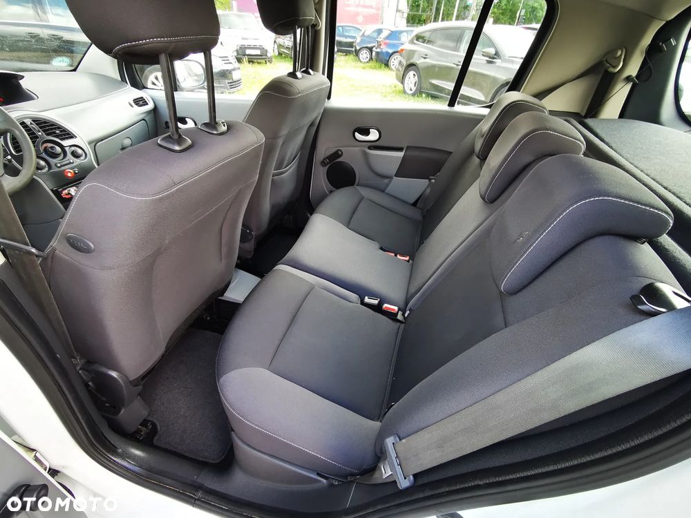 Renault Modus 1.2 16V Night and Day - 11